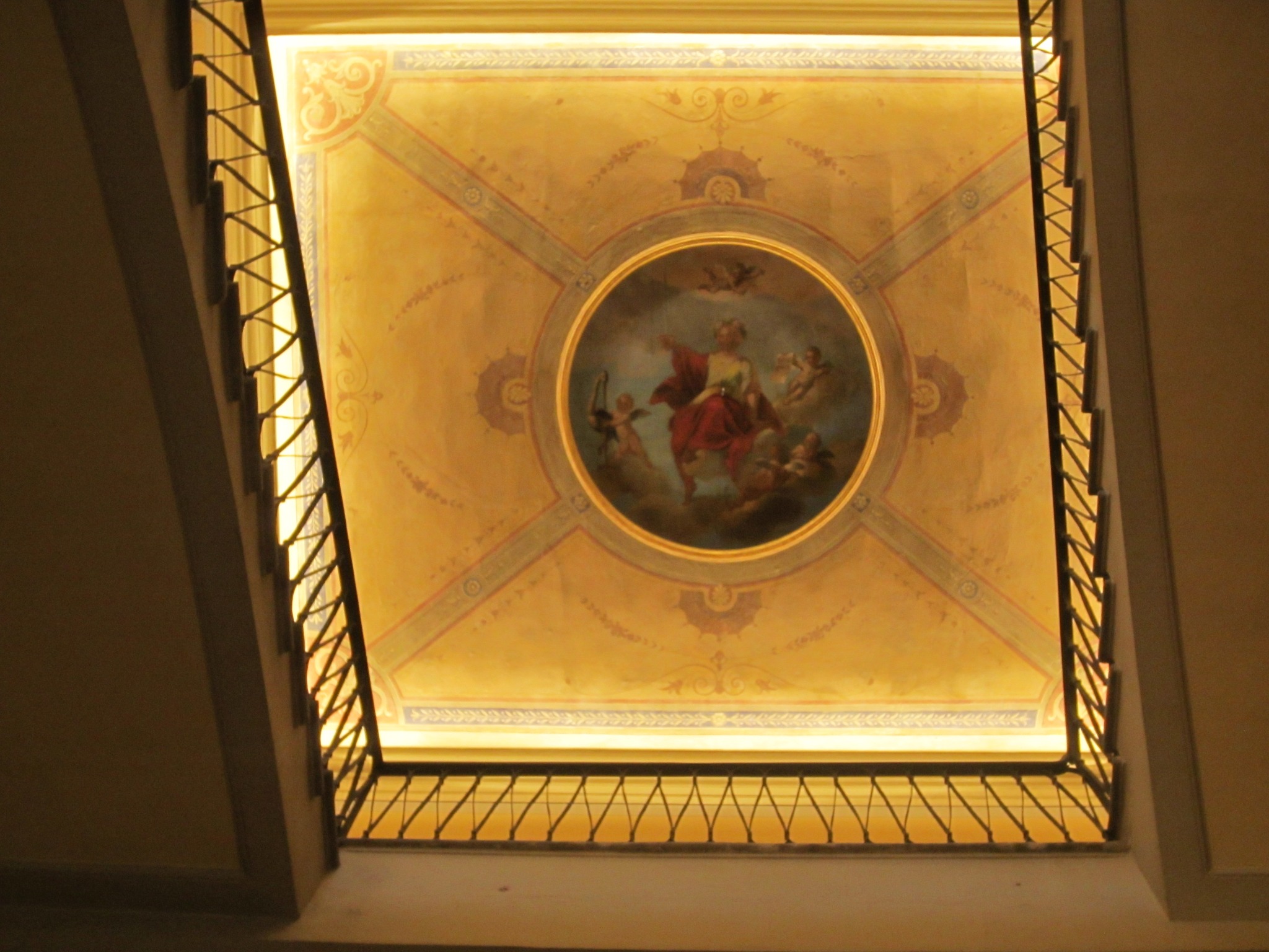 Sistema di illuminazione su misura per ambiente architettonico